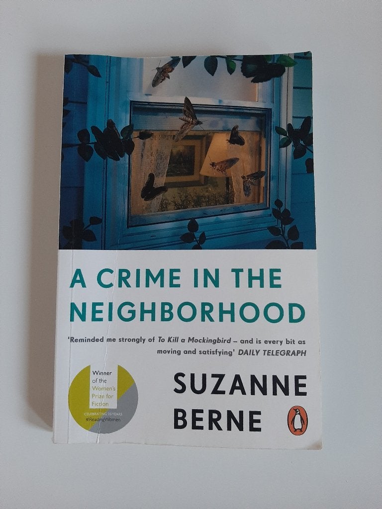 A crime in the Neighborhood (Suzanne Berne), Ophalen, Zo goed als nieuw, Suzanne Berne, Amerika