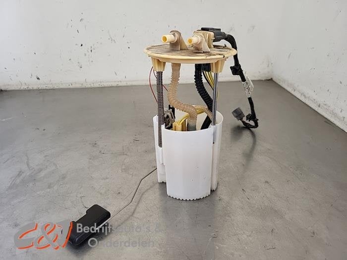 Pompe carburant électrique d'un Renault Master, Renault, -, 3 mois de garantie, Utilisé
