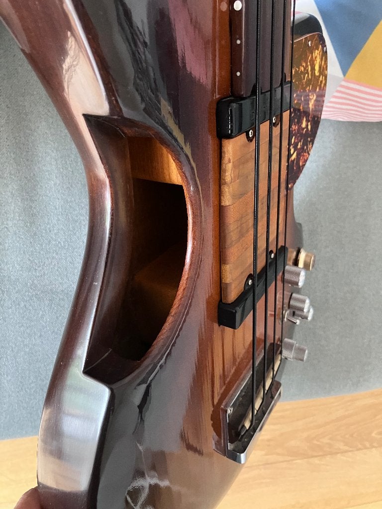 Bass Fretless Luthier, Musique & Instruments, Instruments à corde | Guitares | Basses, Utilisé, Semi-acoustique, Fretless, Enlèvement