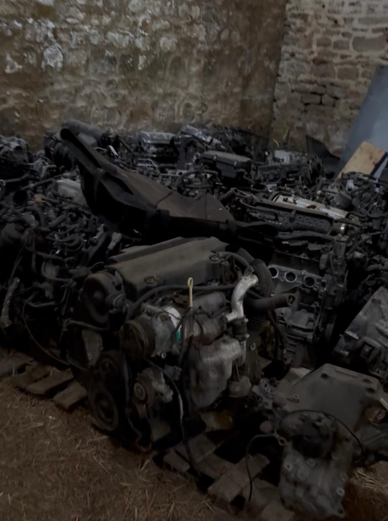 Stock lot pieces honda