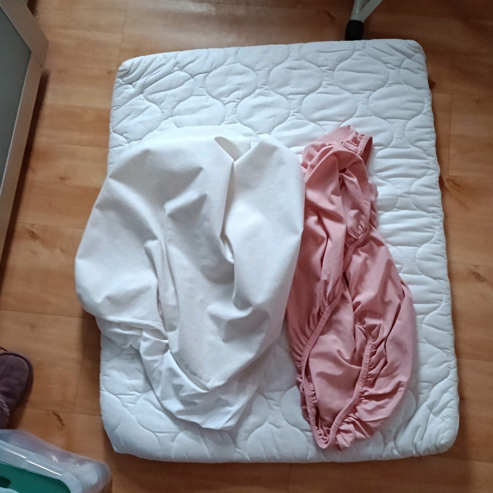 matelas park + protection+ drap, Enfants & Bébés, Enlèvement, Utilisé, Rectangulaire