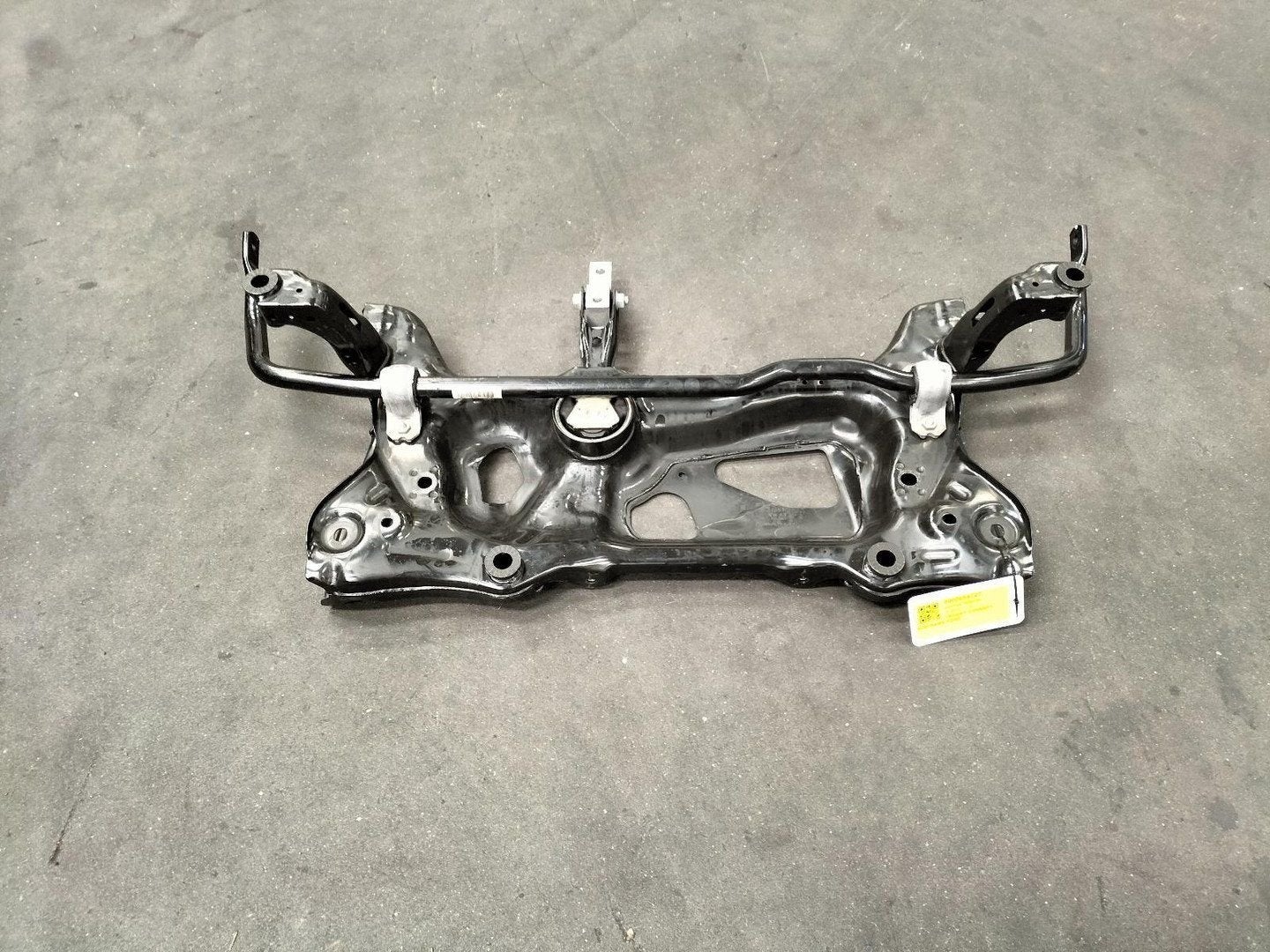 FORD TOURNEO CONNECT Titanium 1.5 Ecoboost Aut. SUBFRAME VOO, Ophalen of Verzenden, Gebruikt, ARN erkend