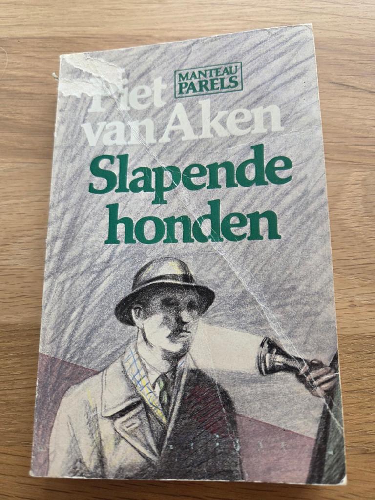 Piet Van Aken Slapende honden, Boeken, Ophalen of Verzenden