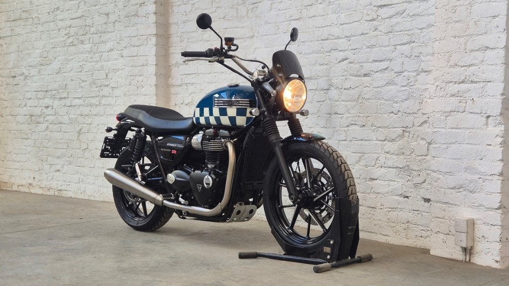 Triumph Street Twin 900 ABS 1e propriétaire @motomobilia, Permis Moto A, Entreprise, Occasion, Plus de 35 kW