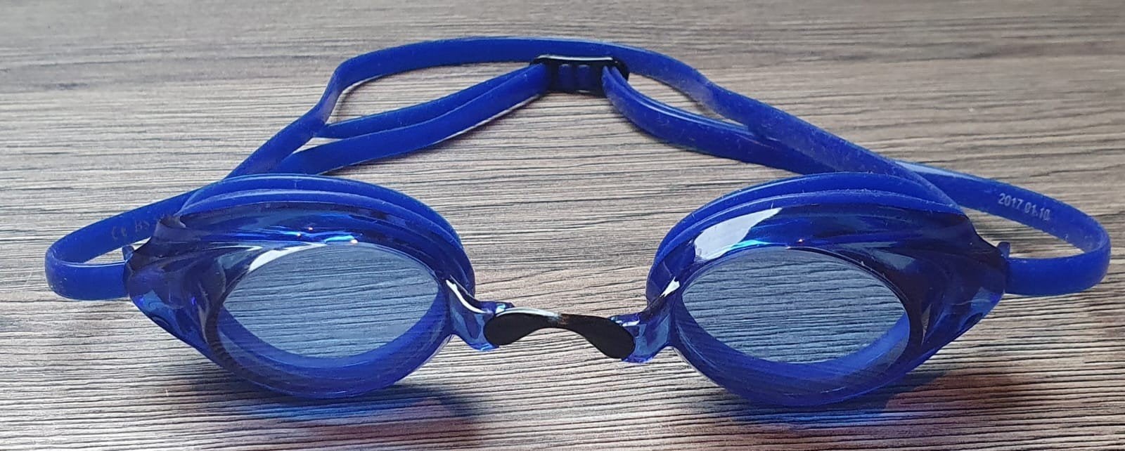 Nabaiji Xbase zwembril blauw volwassenen + extra neusstuk, Sports nautiques & Bateaux, Vêtements nautiques, Enlèvement ou Envoi