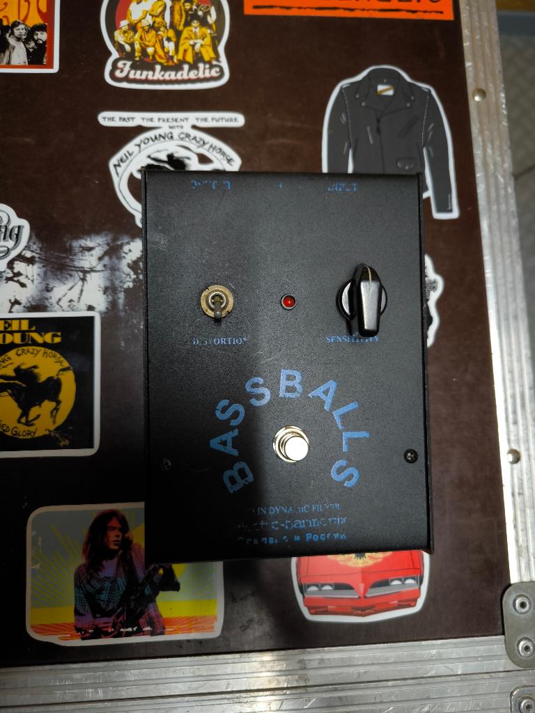 EHX Bass balls Russian, Muziek en Instrumenten, Effecten, Ophalen of Verzenden, Gebruikt, Overige typen