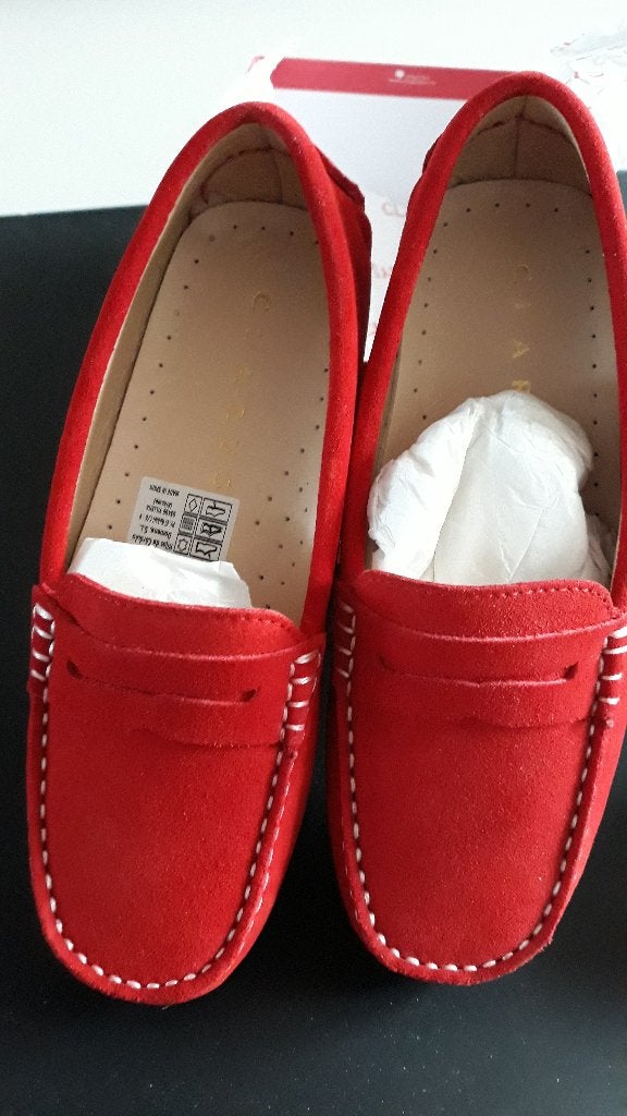 Splinter nieuwe rode mocassins., Kleding | Dames, Ophalen, Dansschoenen, Rood, Clarys