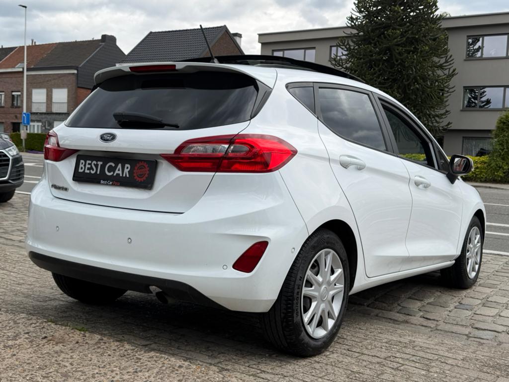 Ford Fiesta 1.5TDCi * PanoDak, Auto's, Stof, Euro 6, 4 cilinders, Multifunctioneel stuurwiel