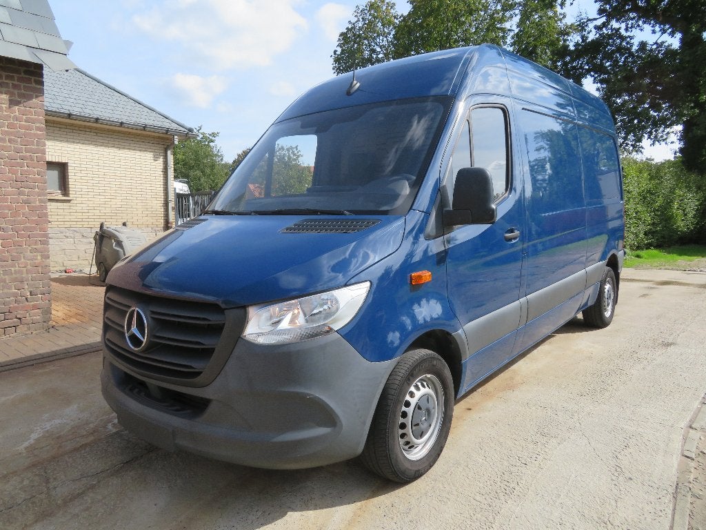 Mercedes-Benz Sprinter 311CDi - FWD - 28.258km - A2H2 - 2022, Voorwielaandrijving, Stof, 4 cilinders, Blauw