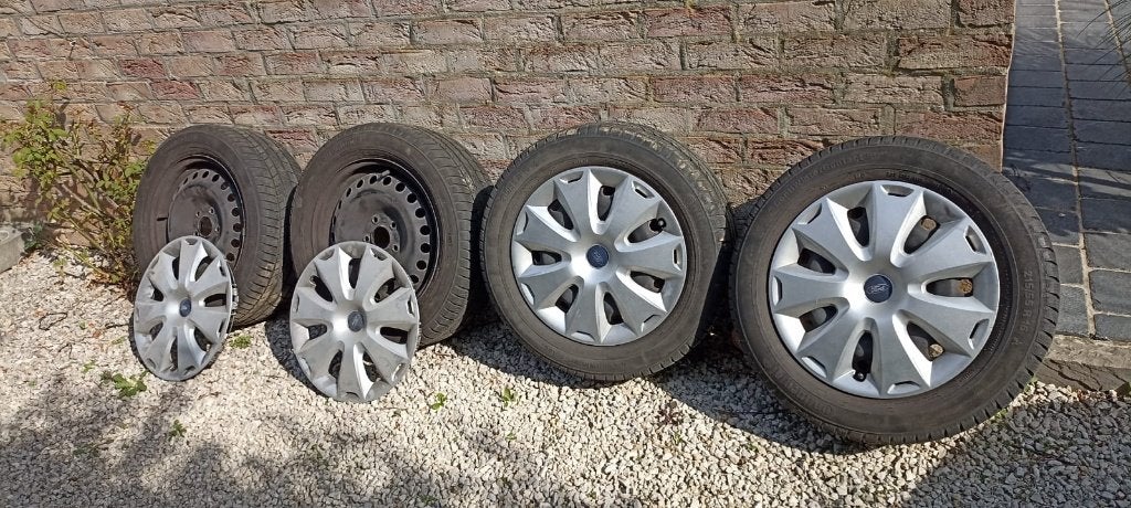 jante hivers + pneus pour ford c-max, fiesta, focus, ..., 15 pouces, Véhicule de tourisme, Pneu(s), Enlèvement