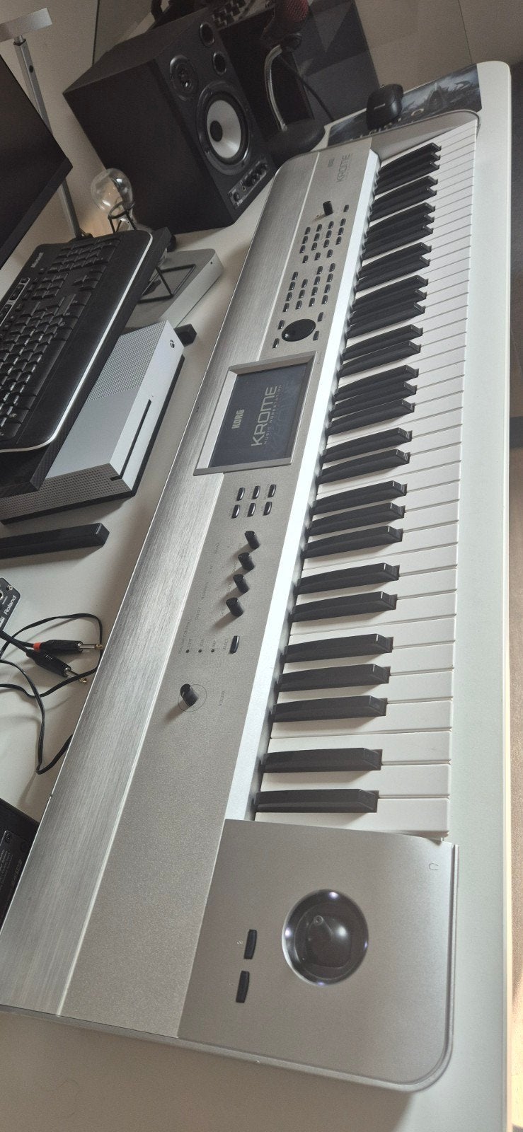 Korg krome, Musique & Instruments, Claviers, Enlèvement, Korg