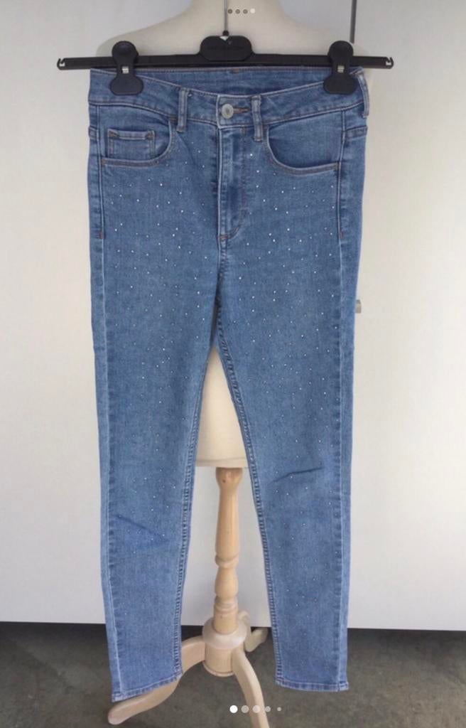 Skinny jeans met strassteentjes, Kleding | Dames, Spijkerbroeken en Jeans, H&M, Blauw, Ophalen of Verzenden, Zo goed als nieuw