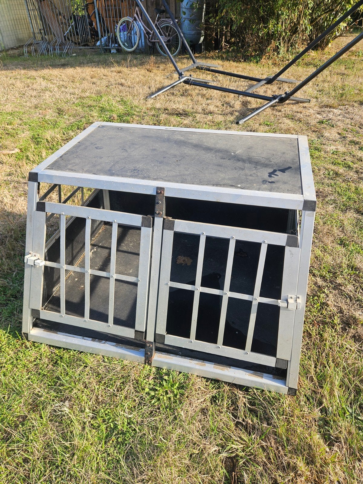 Dubbele aluminium hondenbench / autobench te koop, Enlèvement