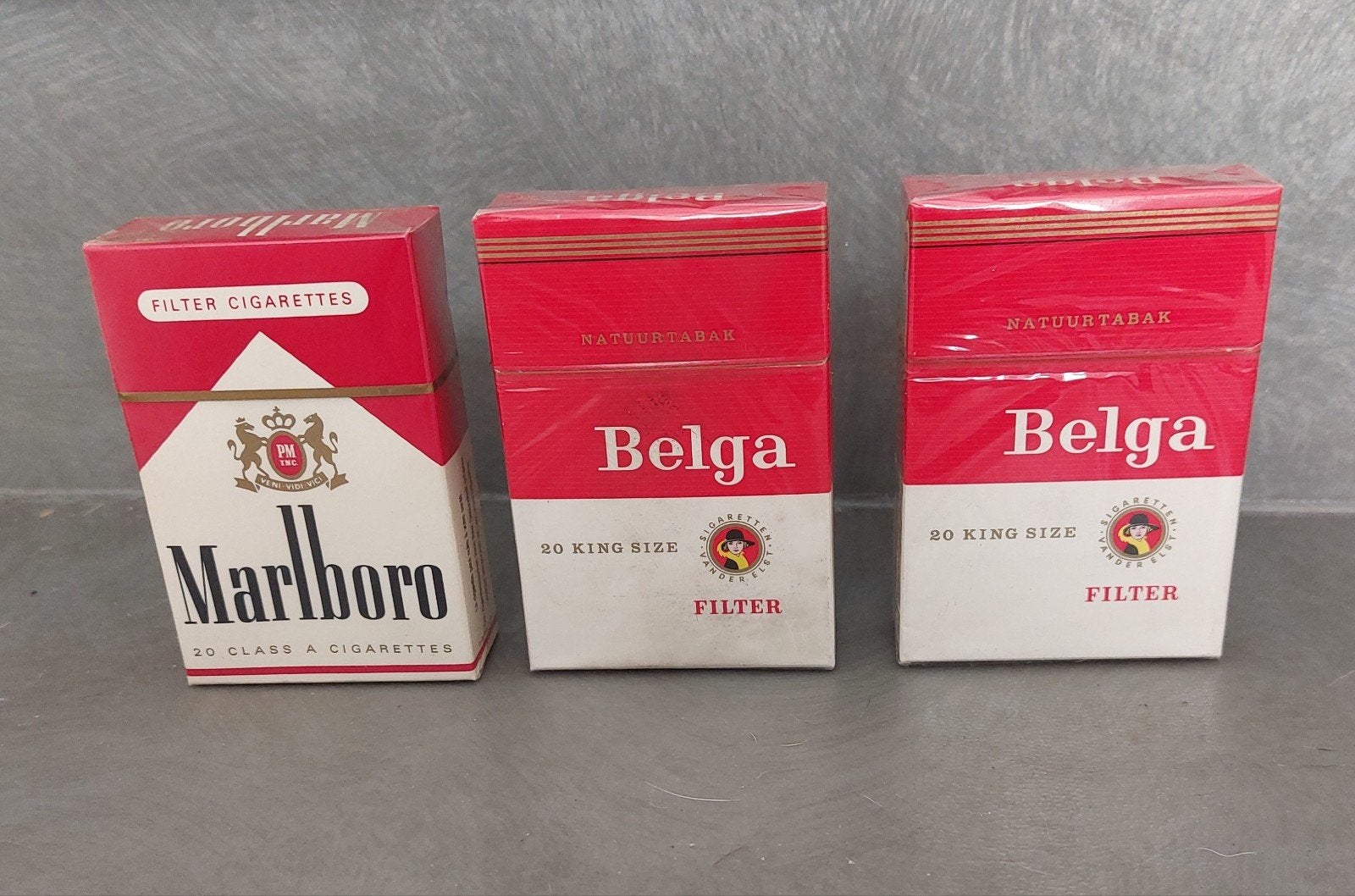 3 paquets cigarettes Belga Marlboro neuf scellé 1975, Enlèvement ou Envoi, Comme neuf