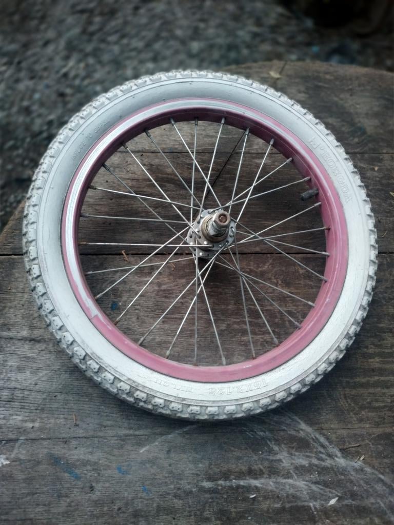 Voorwiel meisjes 16 x 2.125, Fietsen en Brommers, Ophalen of Verzenden, Gebruikt, Dames
