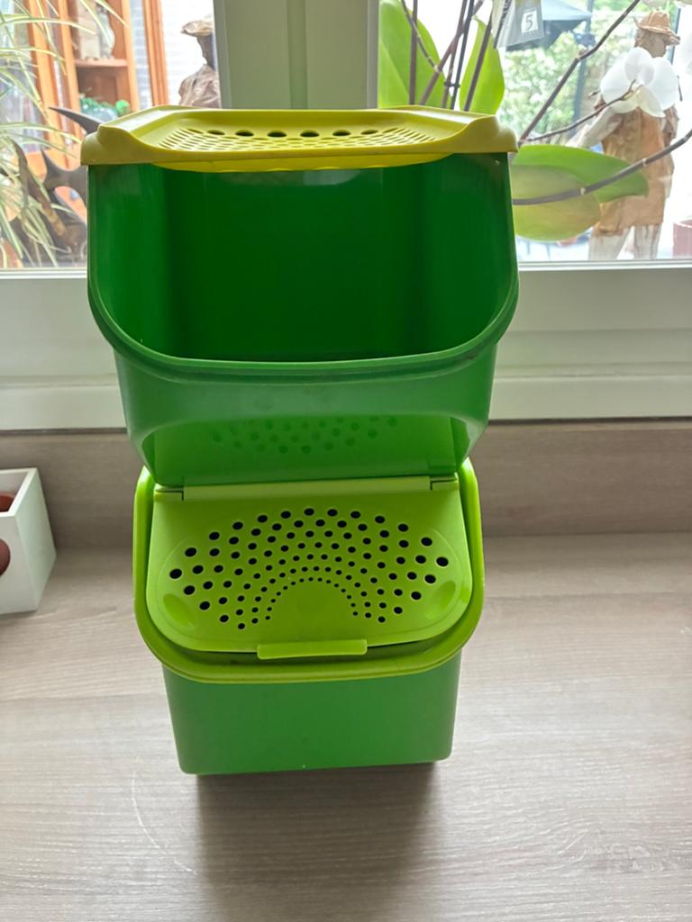 Tupperware aardappel en ajuin bewaardozen, Ophalen, Zo goed als nieuw