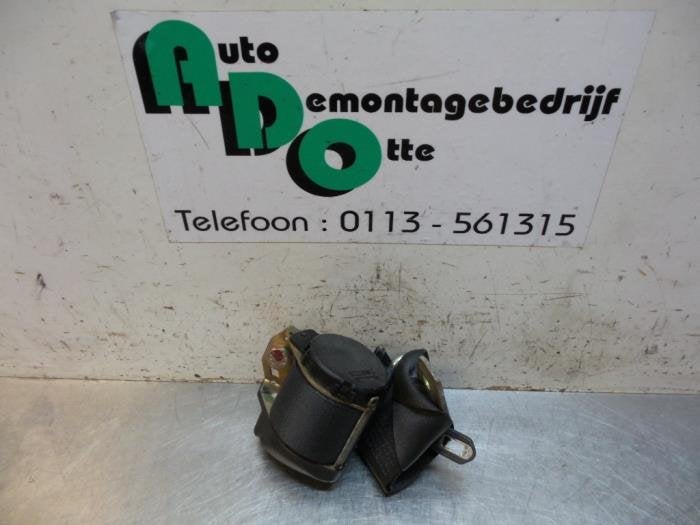 Ceinture de sécurité arrière droite d'un Mercedes 200 - 5, 3 mois de garantie, Utilisé, -, -