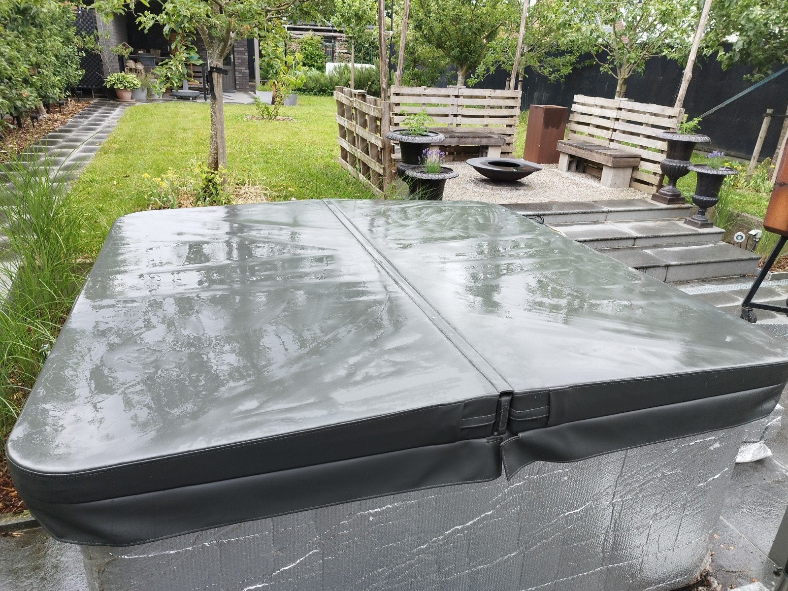 Cover voor spa / jacuzzi - in nieuwstaat, Ophalen, Zo goed als nieuw, Afdekzeil