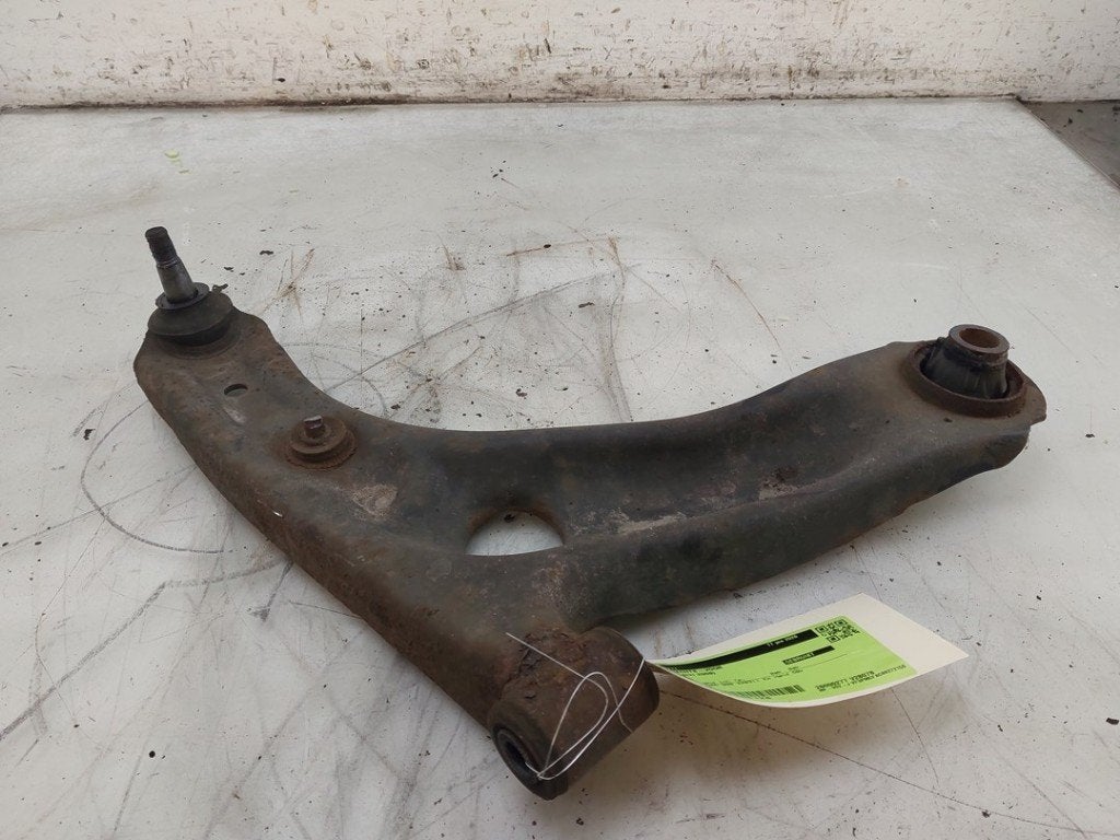 BRAS DE SUSPENSION AVANT DROIT (TRIANGLE) Peugeot 107, Kontakt-peugeot@peugeot.com, Utilisé, Peugeot Deutschland GmbH, Bahnhofsplatz
65423  Rüsselsheim, DE