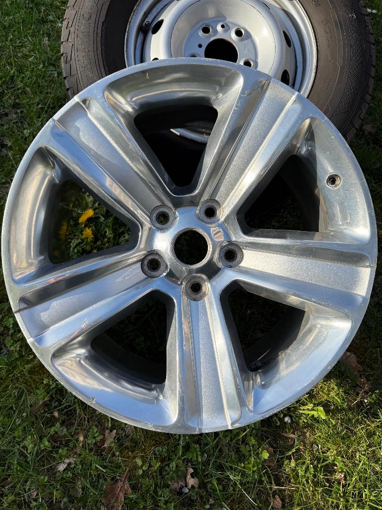 RAM 1500 velg 20 inch  – reserve / vervanging, Auto-onderdelen, Ophalen, Gebruikt, Velg(en), 275 mm