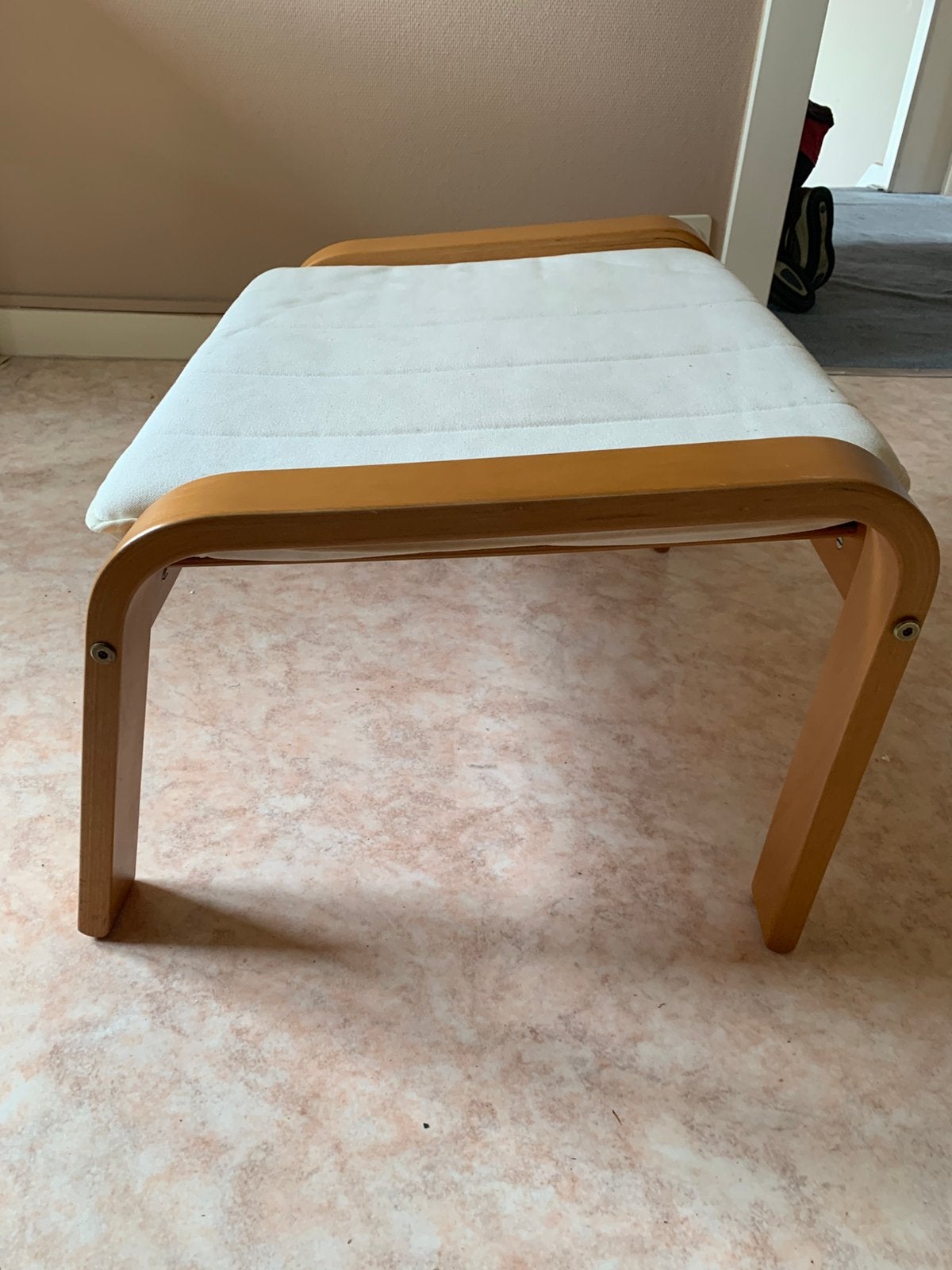 Voetenbankje ikea, Ophalen, Zo goed als nieuw