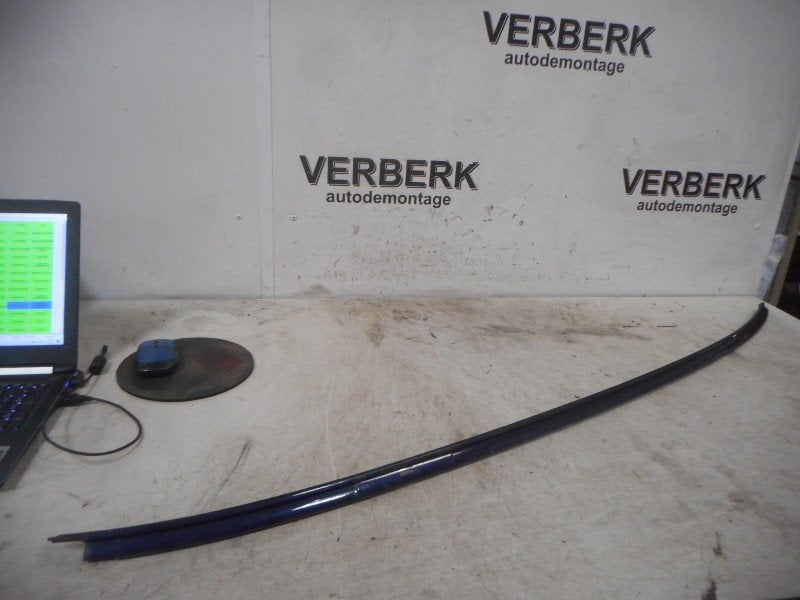 SIERLIJSTEN DAK links BMW 5 serie (E39) (01-1995/12-2004), Auto-onderdelen, Gebruikt, BMW, Petuelring 130
80809  München, DE, Bayerische Motoren Werke AG