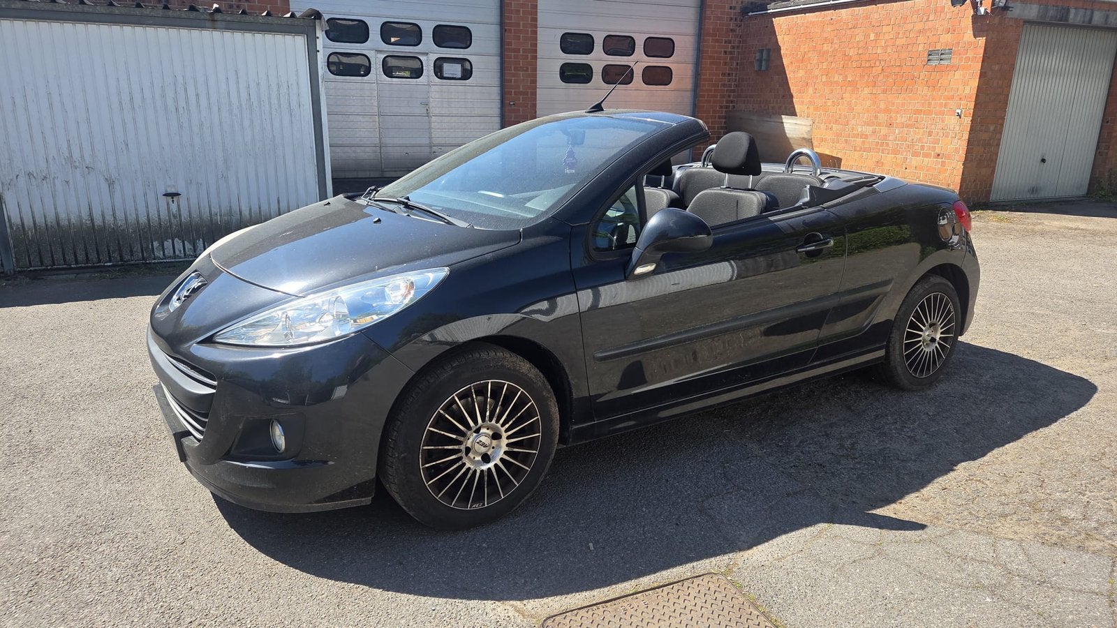 Peugeot 207cc 1.4 benzine bouwjaar 2010, Enlèvement, Peugeot
