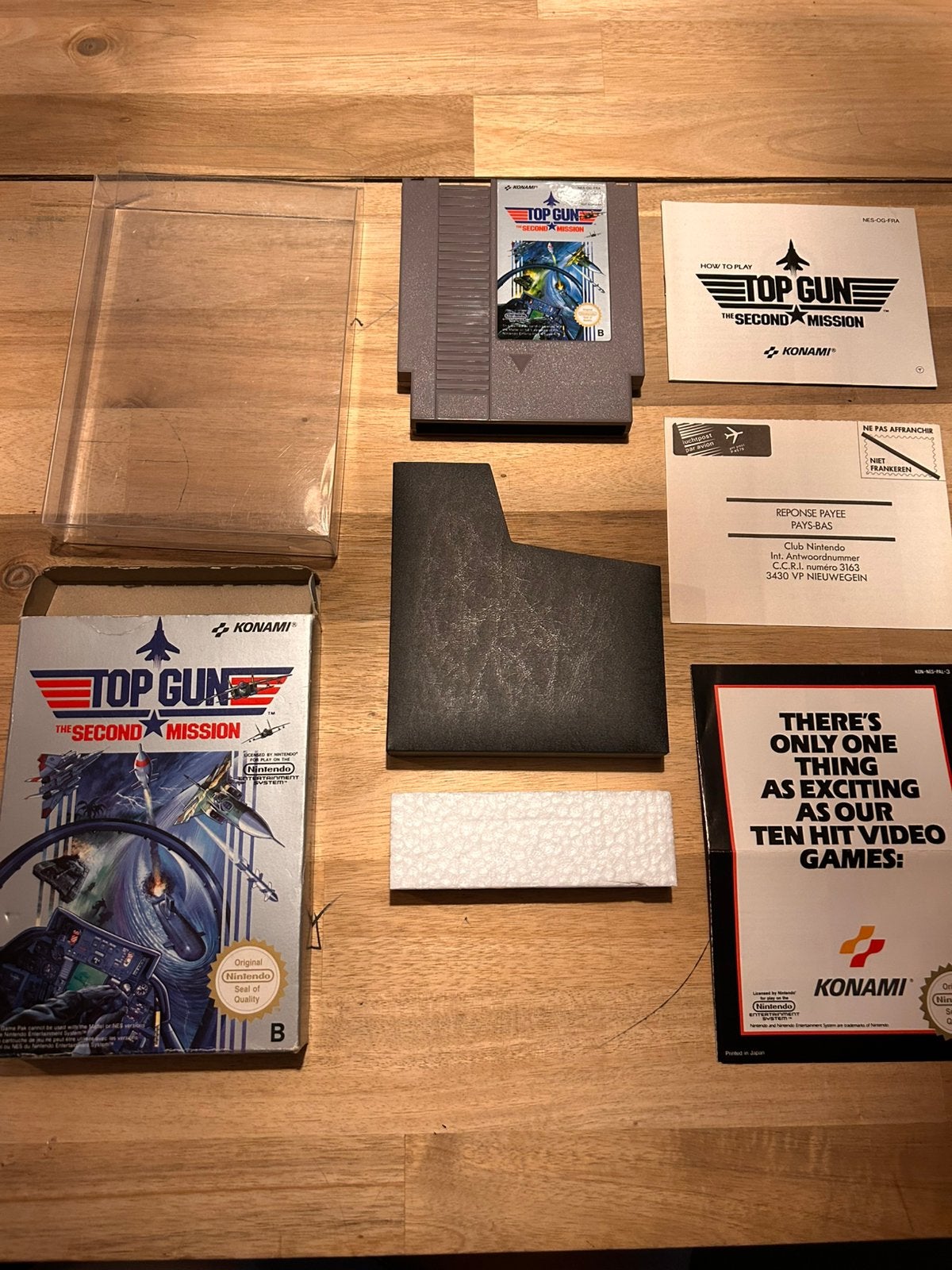 Nintendo NES game CIB - Topgun, Consoles de jeu & Jeux vidéo, Jeux | Nintendo NES, Enlèvement ou Envoi, Comme neuf