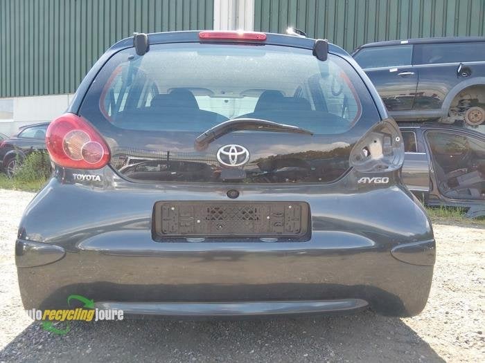 Achterbumper van een Toyota Aygo (1E0), Gebruikt, -, -, Toyota