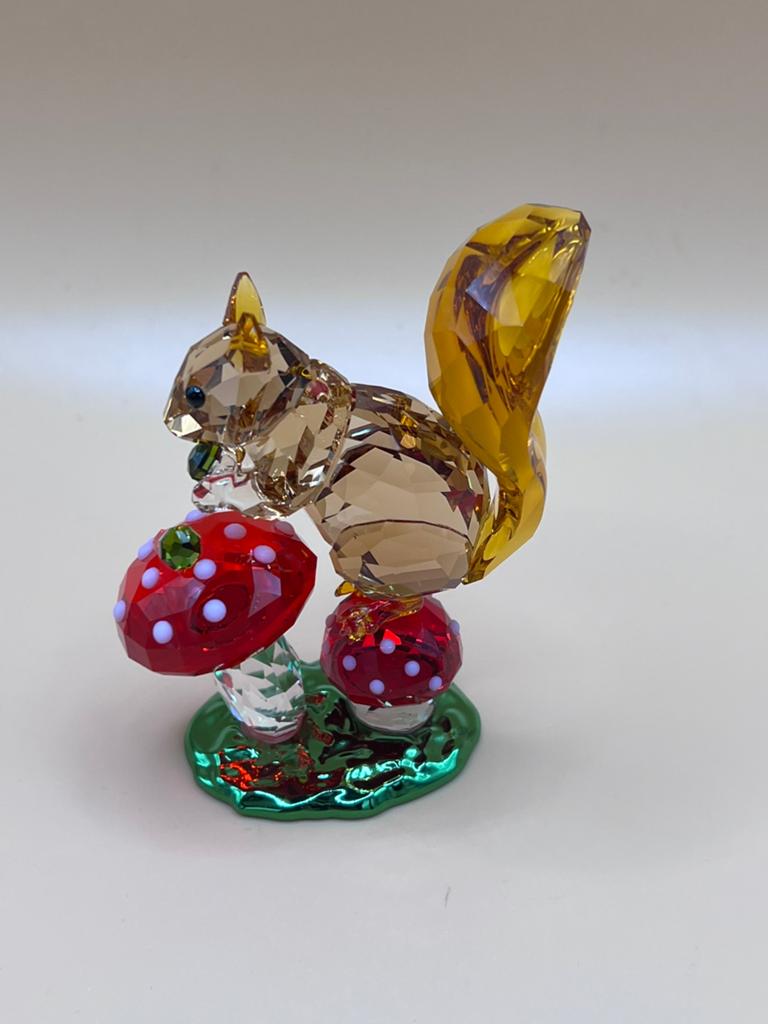 Eekhoorn met paddenstoelen, Enlèvement ou Envoi, Comme neuf