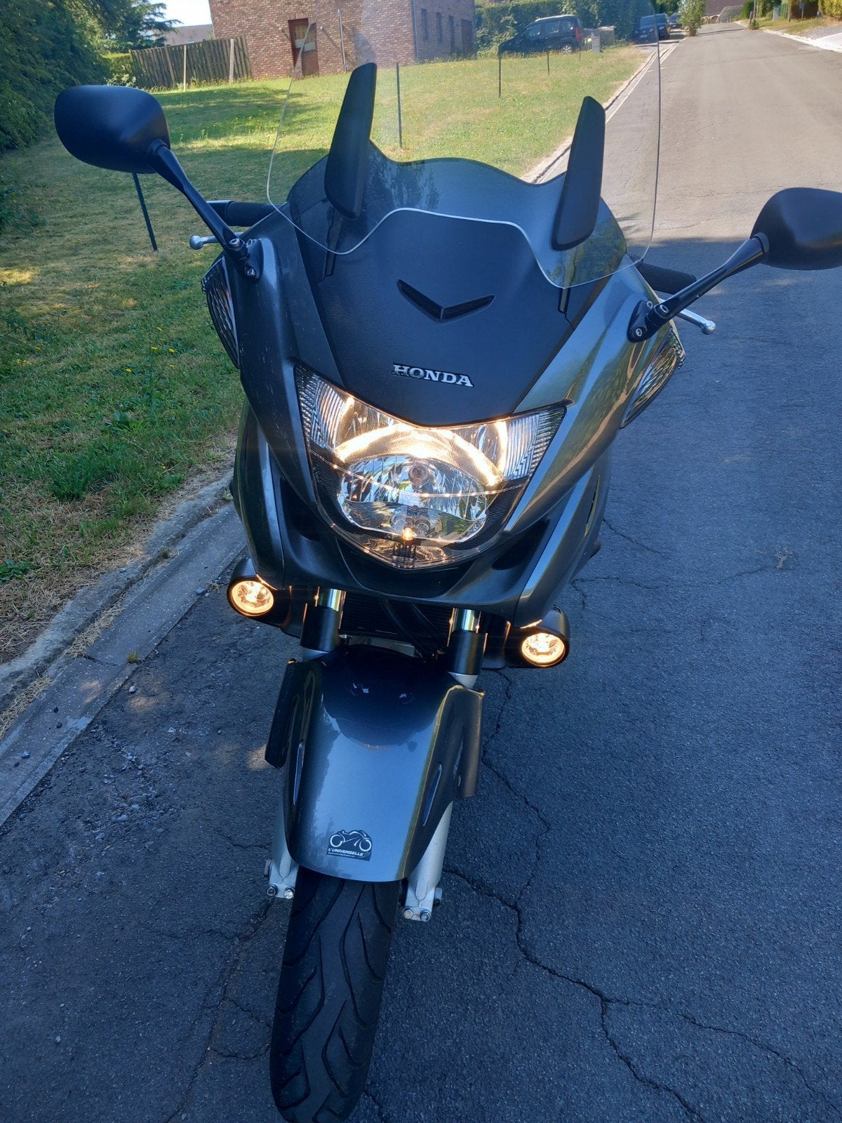 Honda nt 700, Motos, Motos | Suzuki, Particulier, Poignées chauffantes