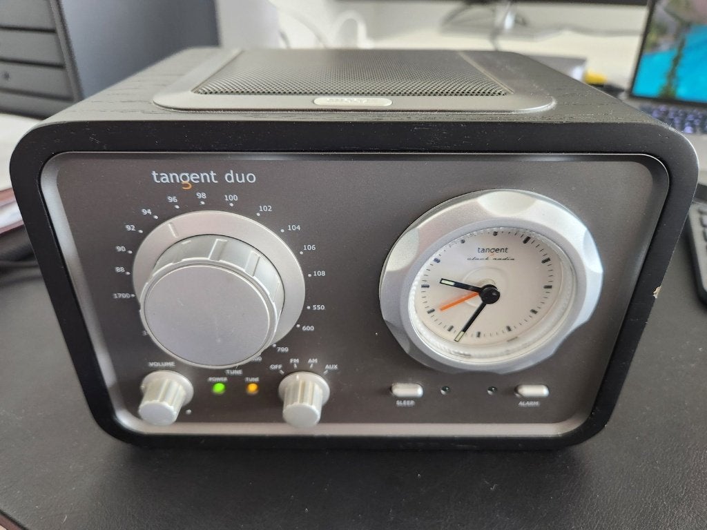 Tangent Duo klokradio FM/AM, zwart, nauwelijks gebruikt, Ophalen of Verzenden, Zo goed als nieuw, Radio