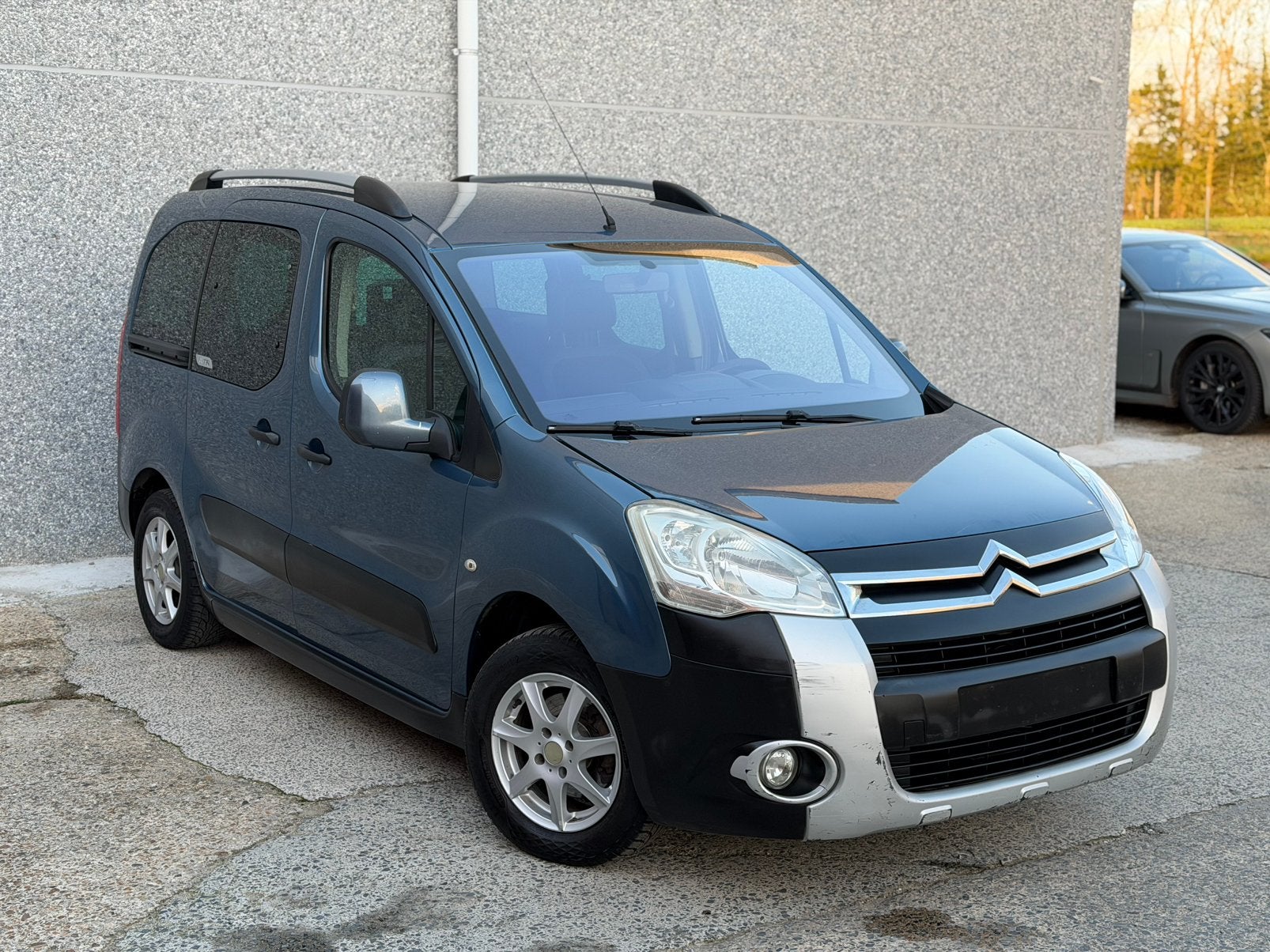 Citroën Berlingo XT-R 1.6HDI 90PK Cruise Control - Airco!, Voorwielaandrijving, Dealer onderhouden, Zwart, 4 cilinders