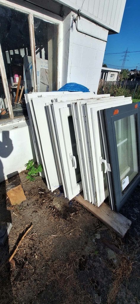 9 FENÊTRES PVC REHAU À PETIT PRIX – LOT / À L'UNITÉ, Bricolage & Construction, Fenêtre de façade ou Vitre, Enlèvement, Utilisé