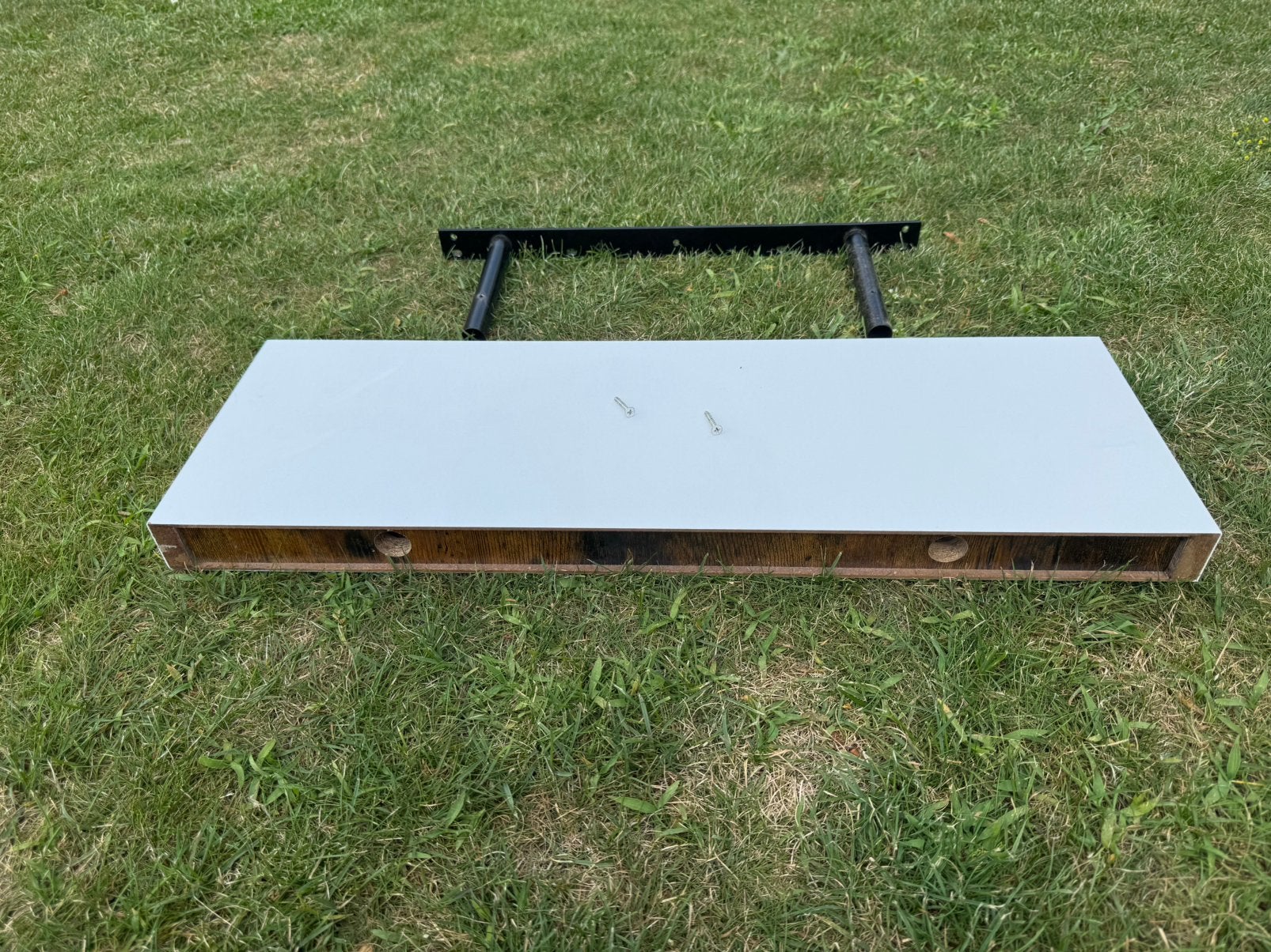 Zwevende plank met verborgen muurbeugel, Enlèvement, Neuf