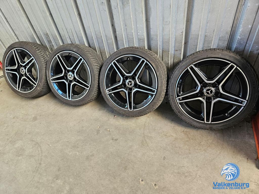 6mm! Originele Mercedes A35 W177 AMG 4Matic 18 inch zwarte v, Auto-onderdelen, 18 inch, Gebruikt, -, -