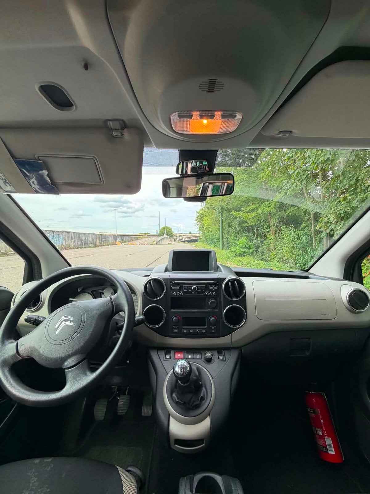 Citroën berlingo 1.6 Hdi prete à immatriculer, Euro 5, Zwart, 1600 cc, Zwart