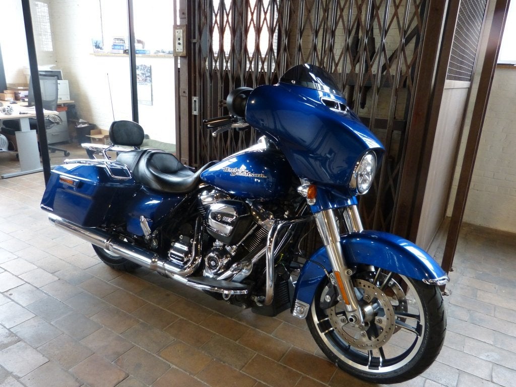 Harley-Davidson TOURING FLHXS Street Glide Special, Motoren, 1746 cc, Harley-Davidson, ABS, Meer dan 35 kW
