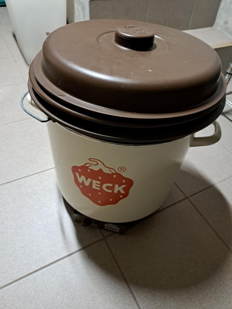 Keukenopstelling inmaakketel, Ophalen