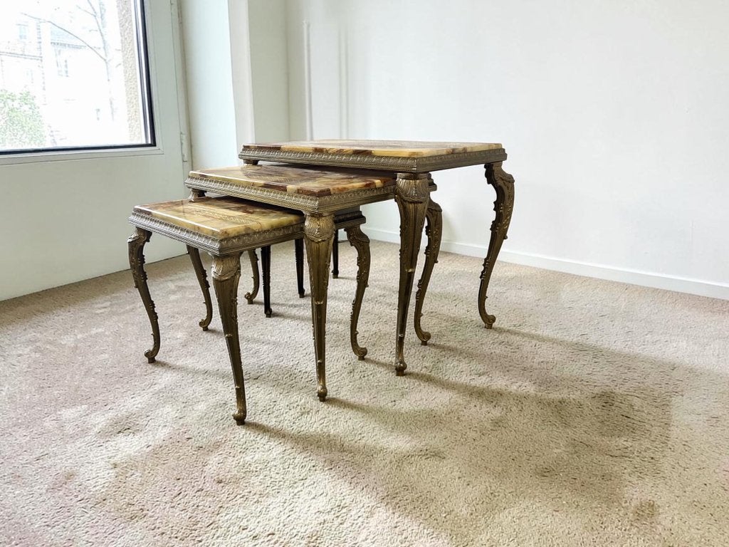 Set van 3 vintage nesting tables / bijzettafels in onyx, Antiek en Kunst, Ophalen