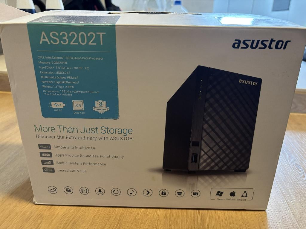 Asustor AS3202T NAS + 2x WD harde schijf van 3 TB, Computers en Software, NAS, Zo goed als nieuw, Ophalen