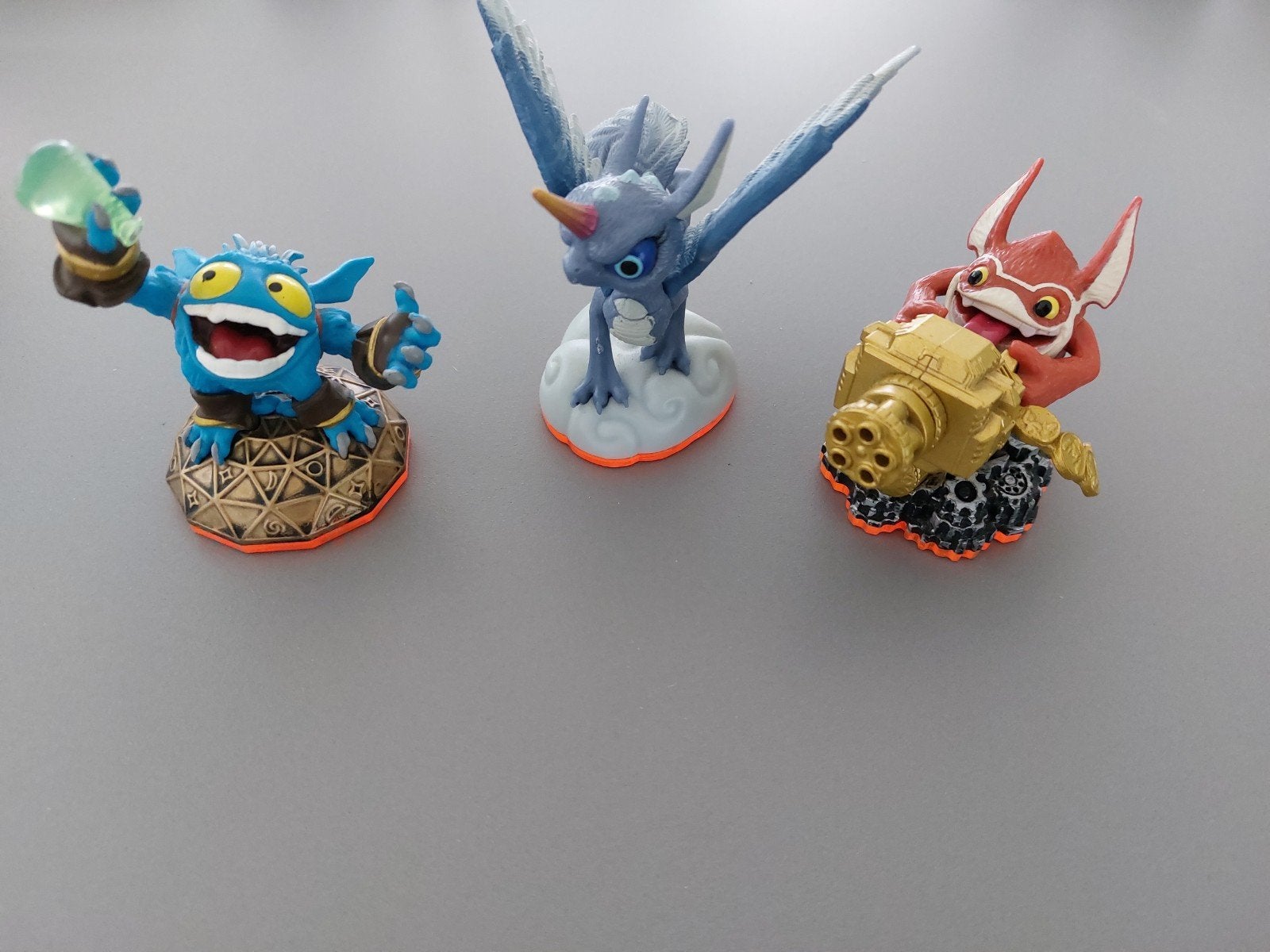 Skylanders Giants - Pack de trois personnages, Consoles de jeu & Jeux vidéo, Enlèvement ou Envoi