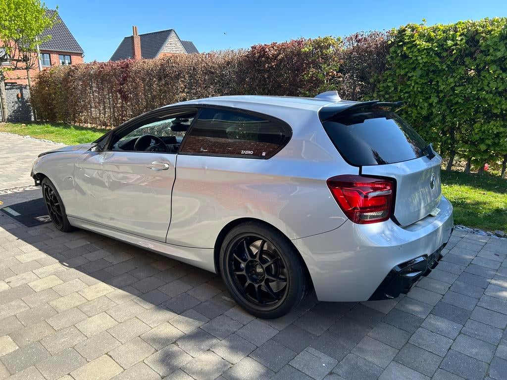Voiture endommagée BMW M135i, Achat, Boîte manuelle, Alcantara, Noir