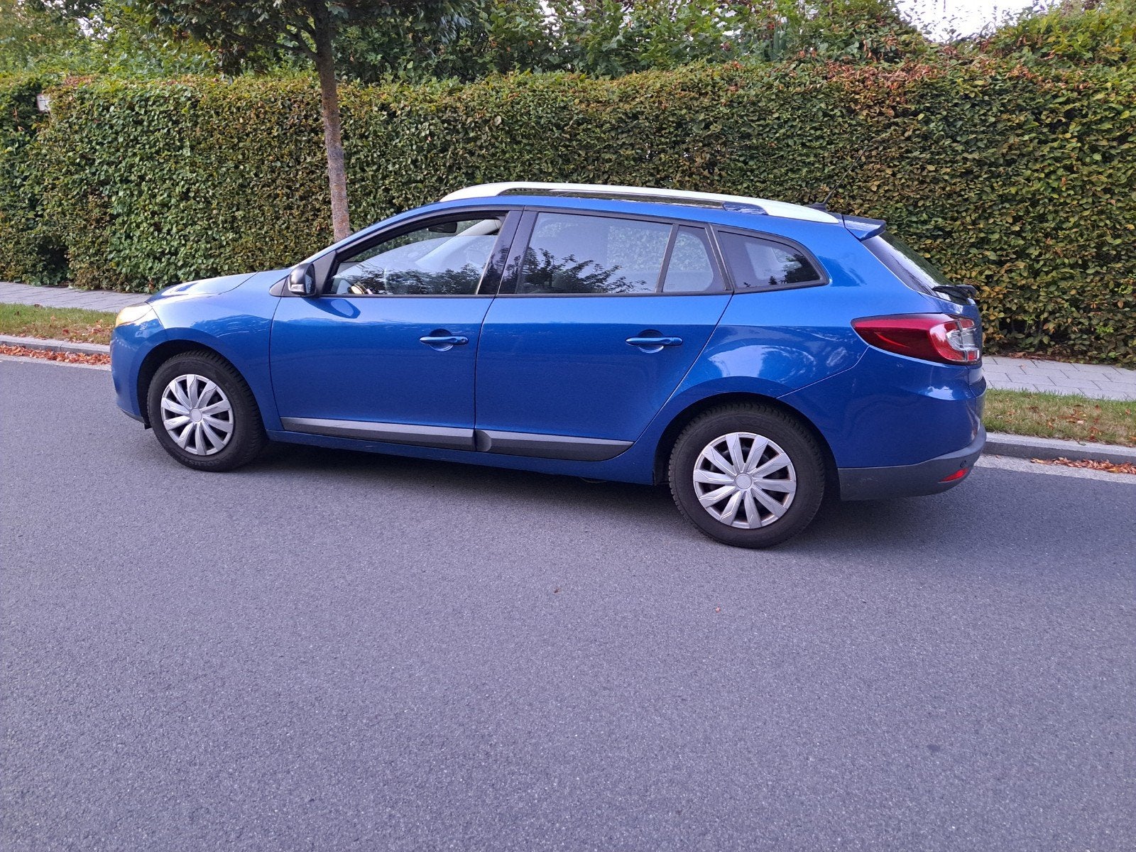 Renault Megane 1.6 Benzine. Euro 5, Auto's, Renault, Voorwielaandrijving, Euro 5, Stof, Zwart