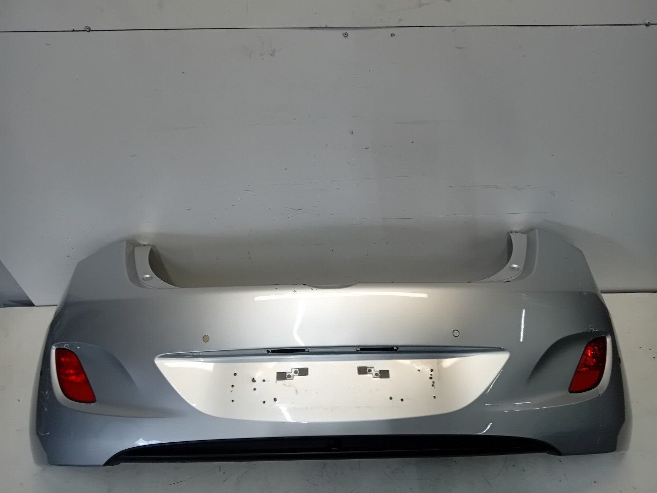 Bumper achter Hyundai i30, Onderdelen@venauto.nl, Van der Ven Autorecycling B.V., Arrière, Ettenseweg 76, 4706 PB Roosendaal, The Netherlands