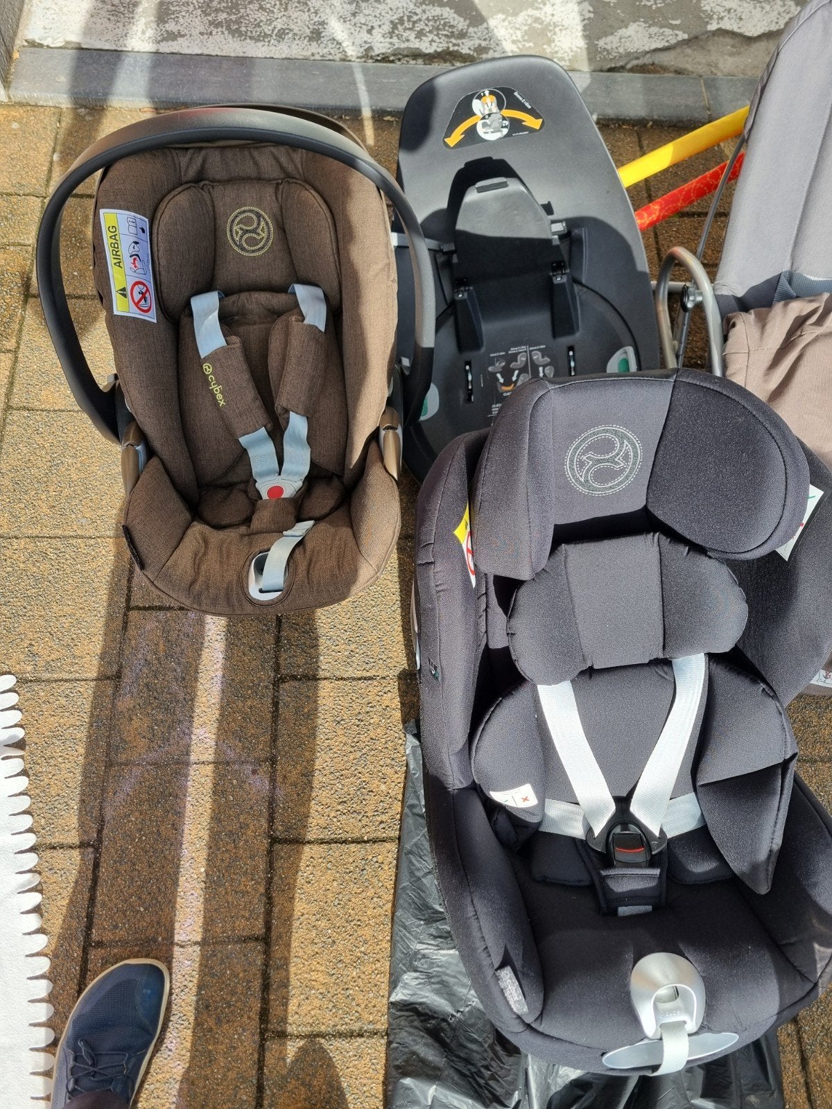 2 autostoelen + isofix cybex kinderstoel, Enlèvement, Comme neuf