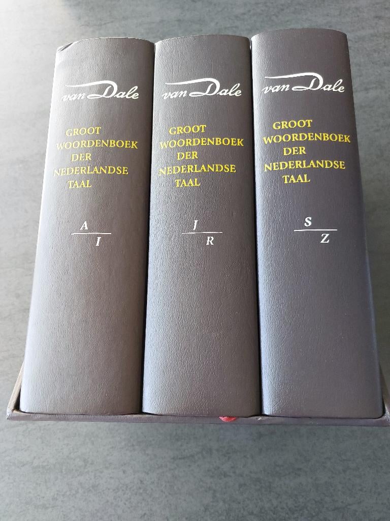 Van Dale groot Nederlands woordenboek, Ophalen, Van Dale, Nederlands