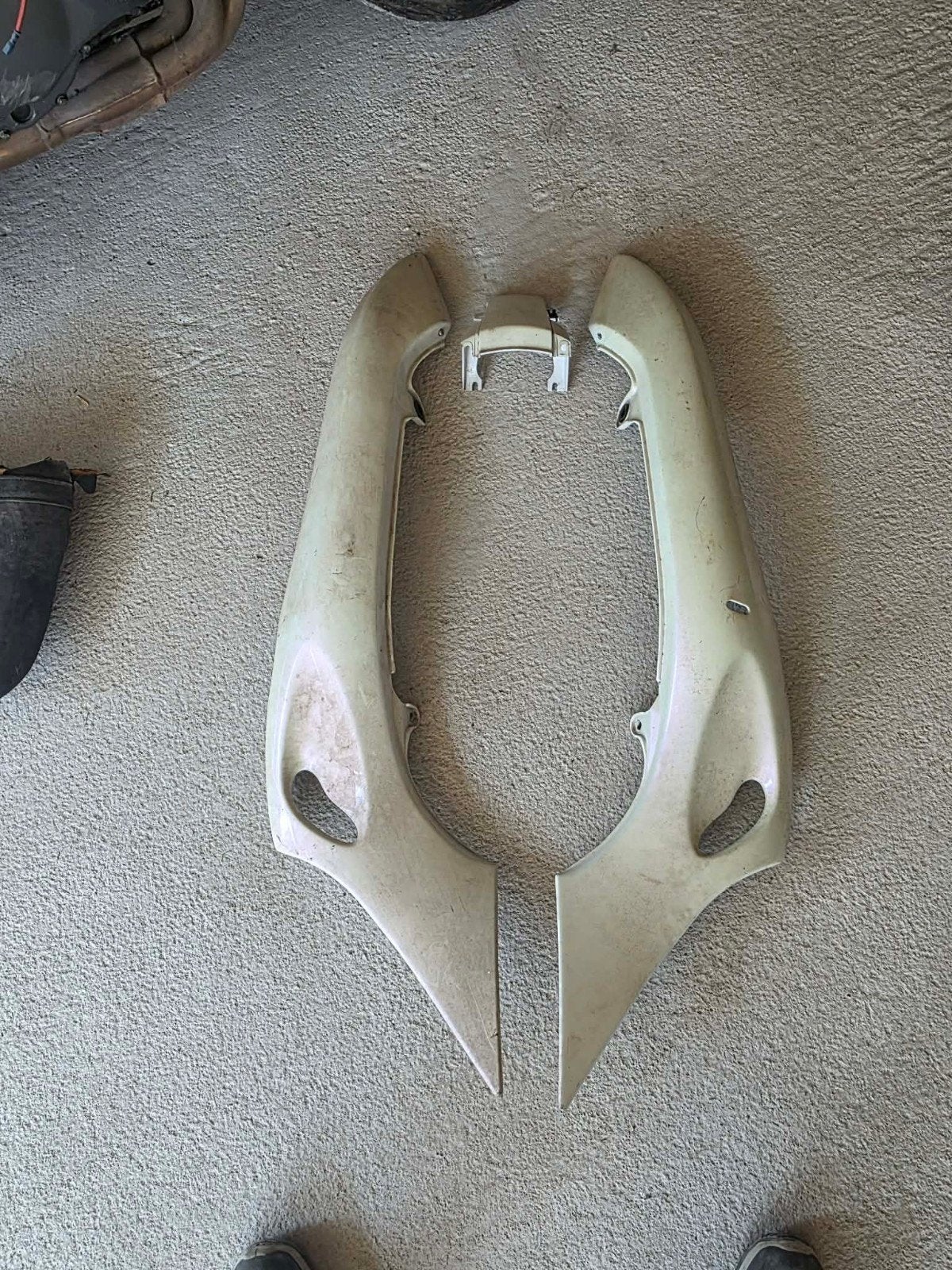pièces carrosserie triumph 955 rs., Particulier, Autre