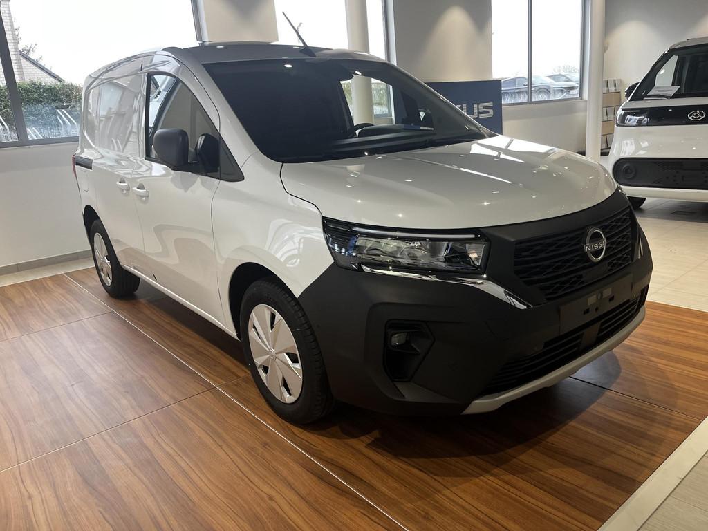 Nissan Townstar L1H1 DIG-T 130 AT N-Connecta Auto Zakelijke, 4 deurs, Stof, Zwart, 4 cilinders