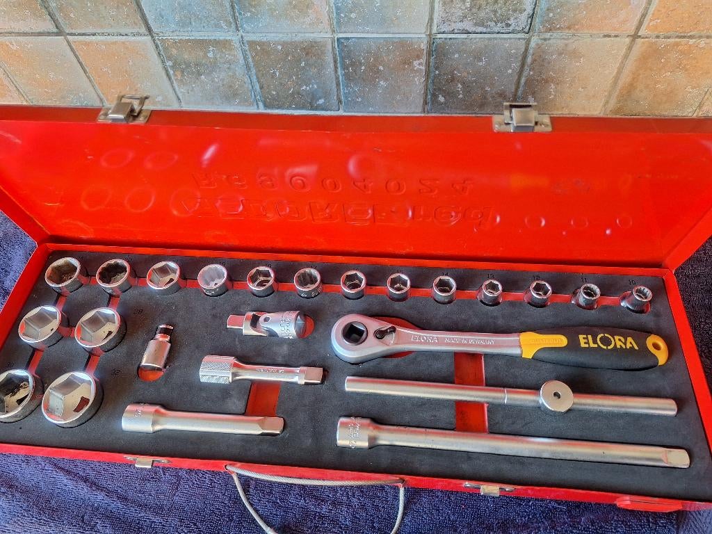 Set de 24 clés à douille rouges Gedore, Enlèvement, Comme neuf